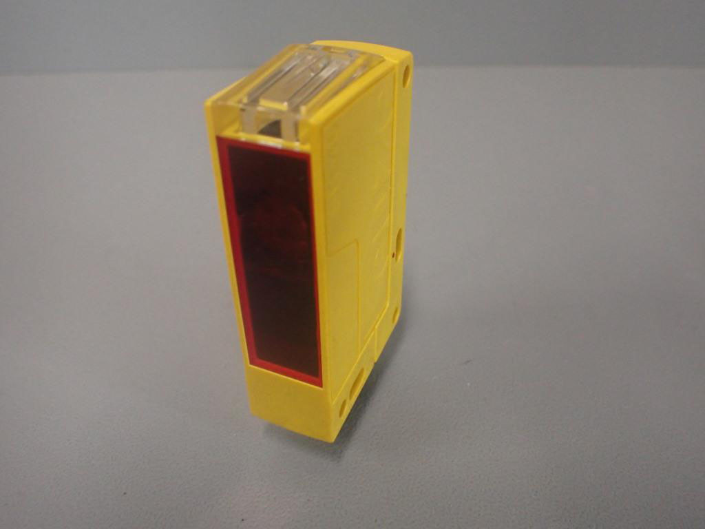 LEUZE ELECTRONIC SLE46C-40.K4/4P-M12