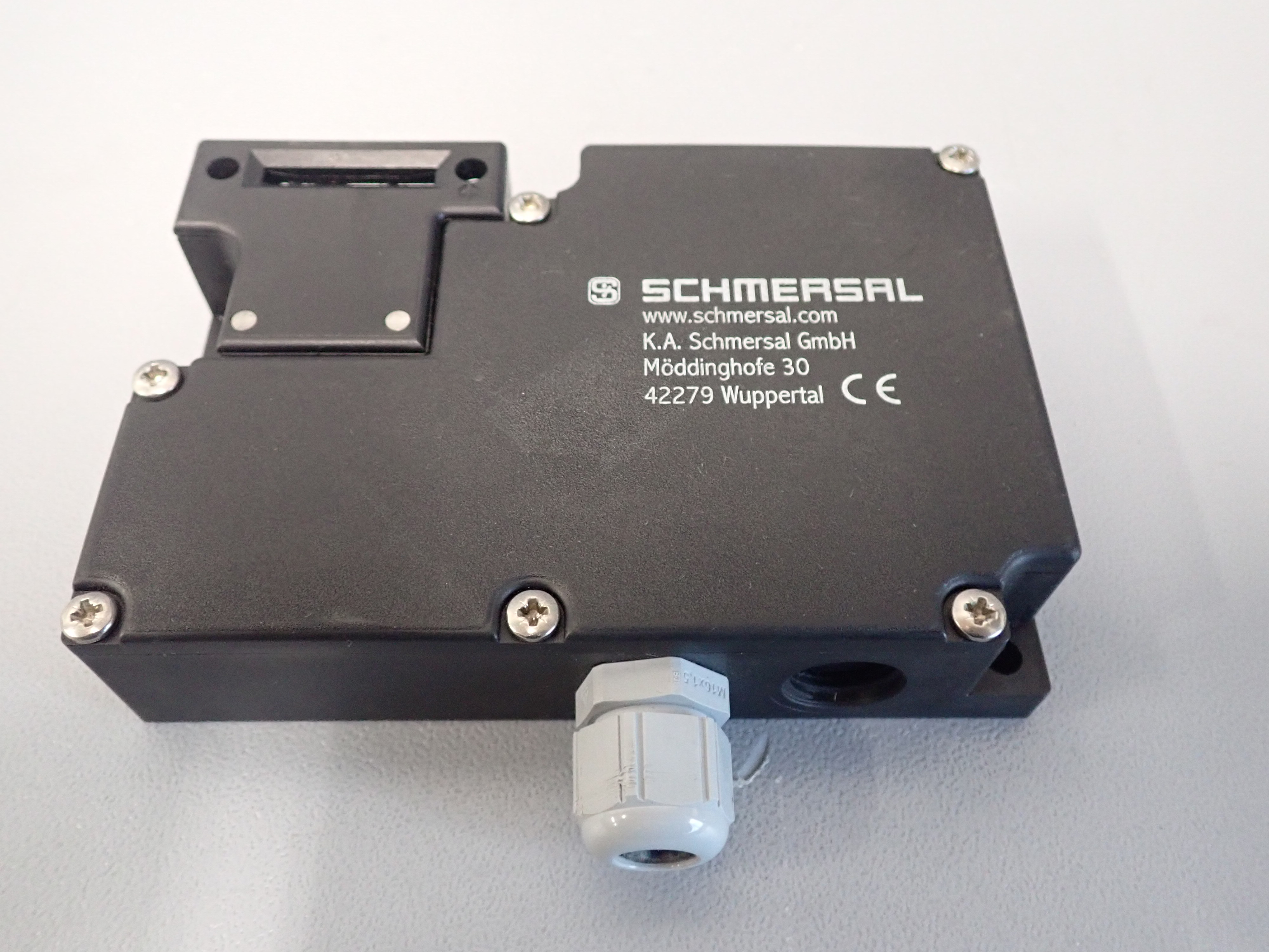 SCHMERSAL AZM161SK-12/12RKA-024