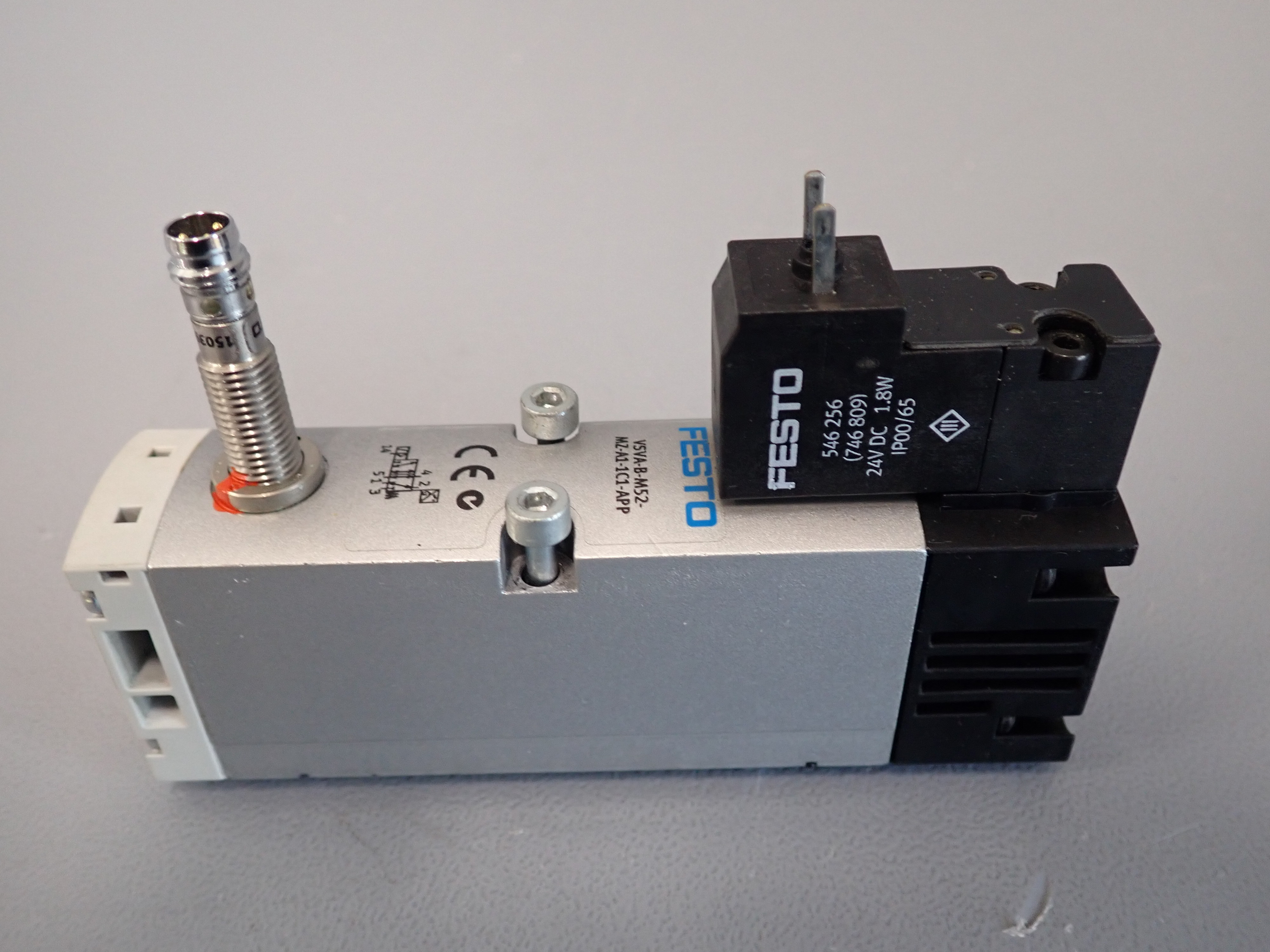 FESTO VSVA-B-M52-MZ-A1-1C1-APP