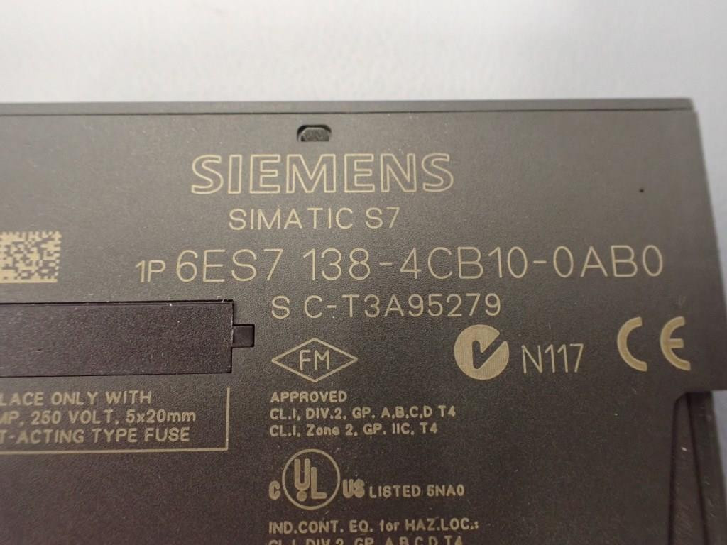 SIEMENS  6ES7138-4CB10-0AB0
