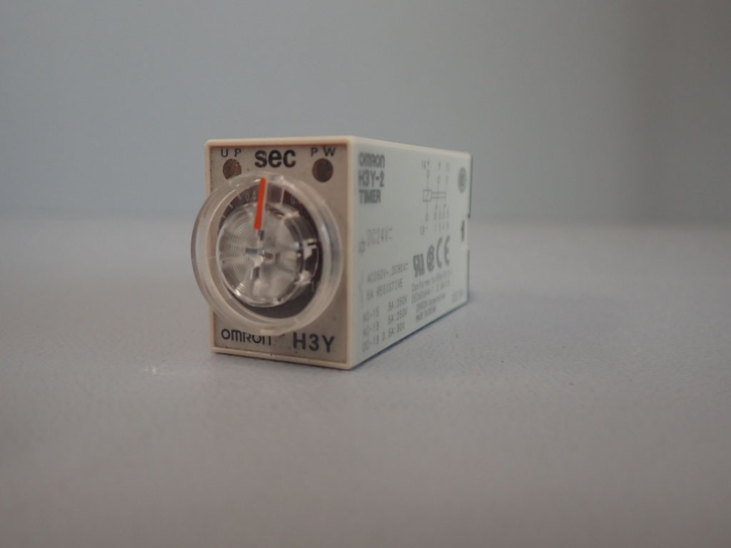 OMRON  H3Y-2