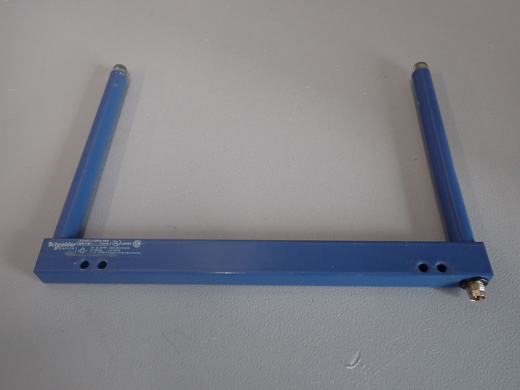 SCHNEIDER  XUVR1218PANM8