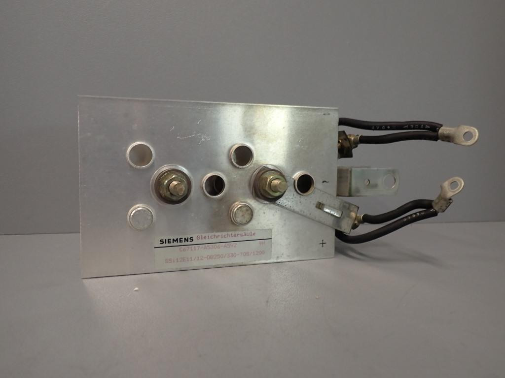 SIEMENS C67117-A5306-A592