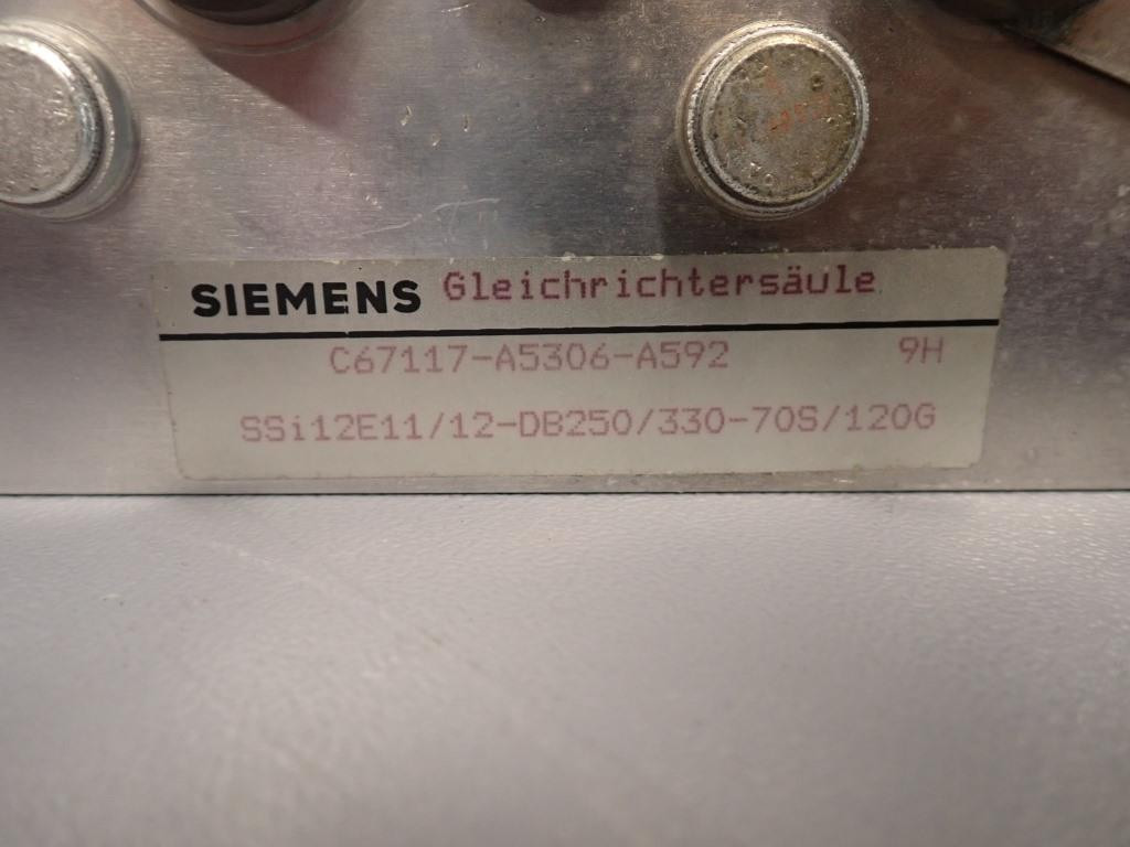 SIEMENS C67117-A5306-A592
