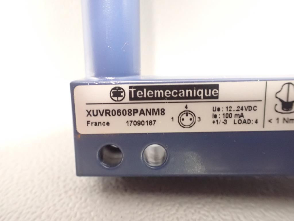 TÉLÉMÉCANIQUE  XUVR0608PANM8