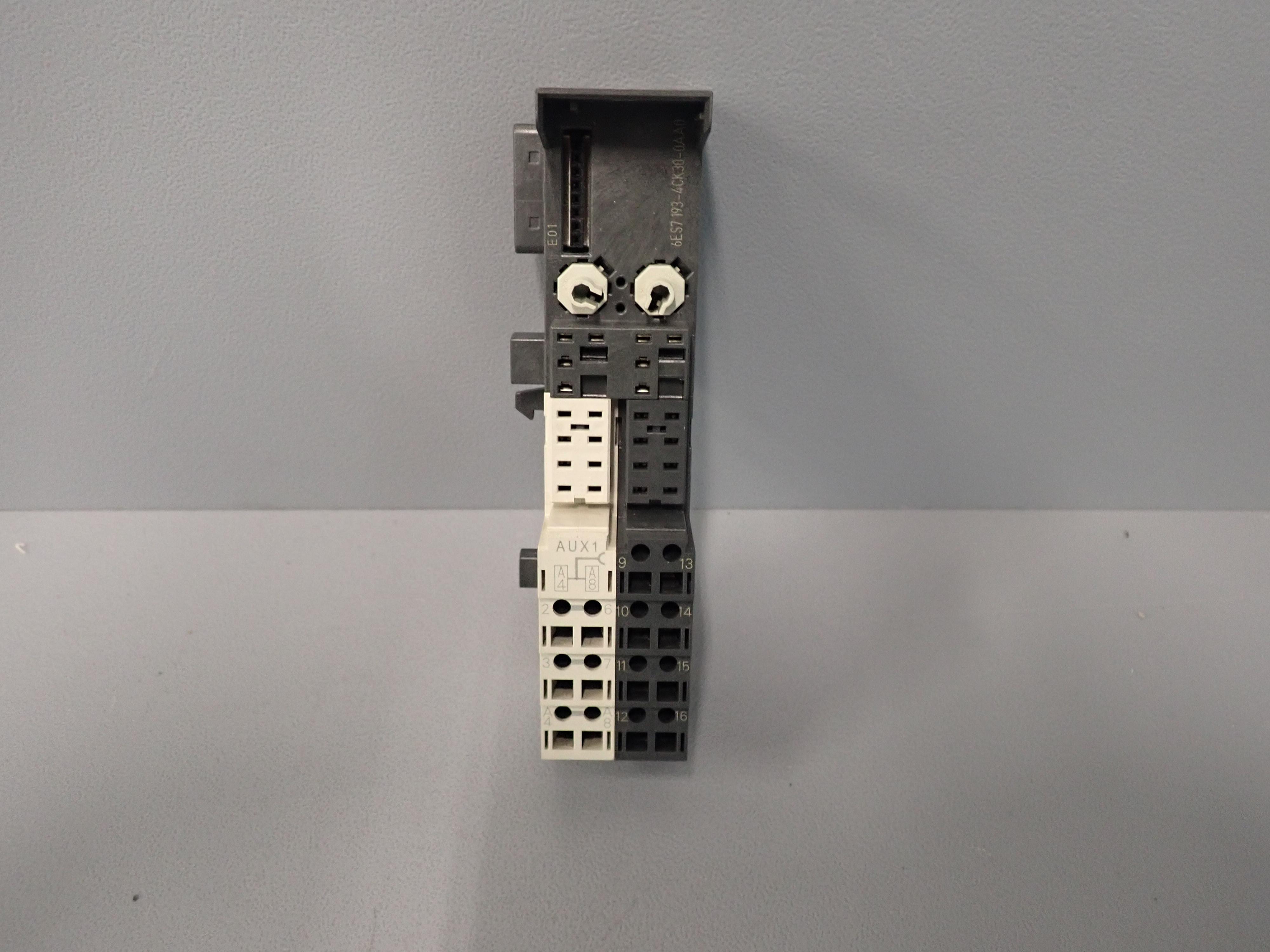 SIEMENS  6ES7193-4CK30-0AA0