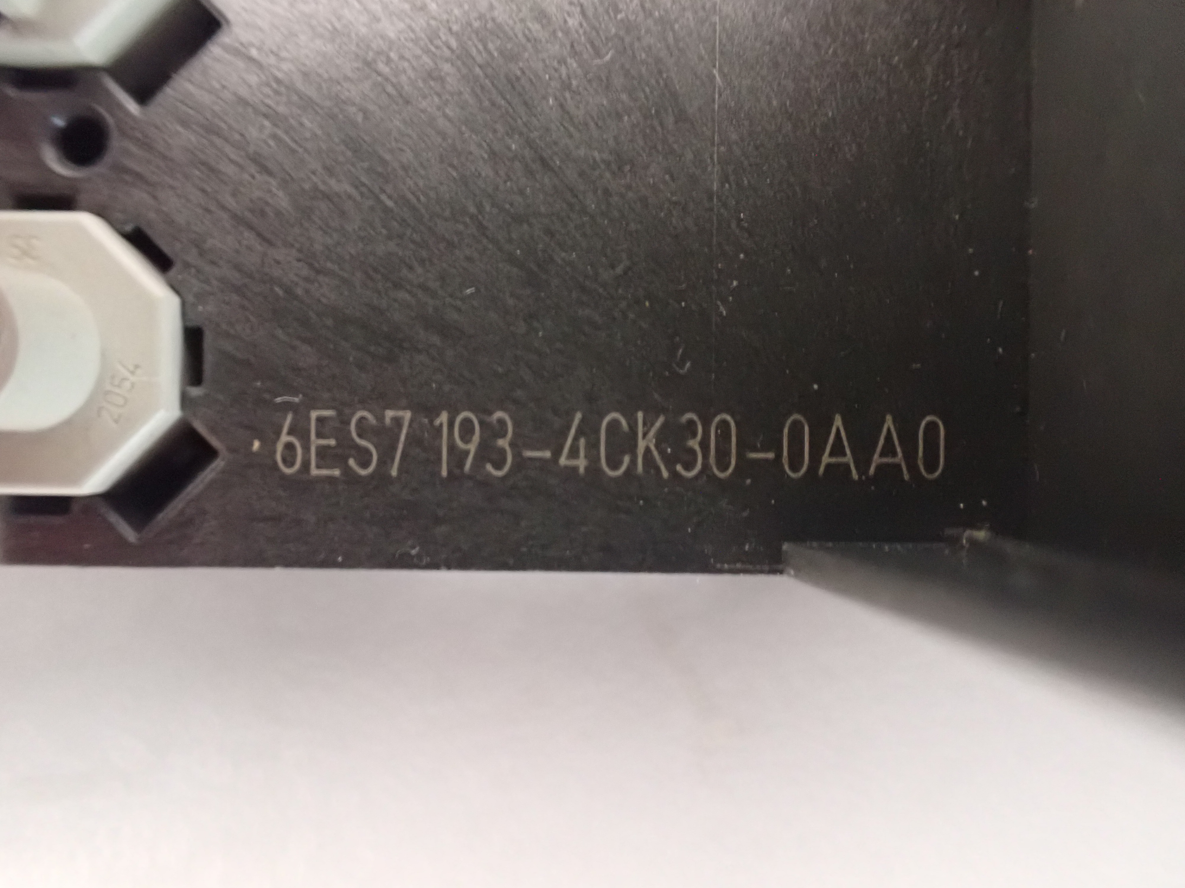 SIEMENS  6ES7193-4CK30-0AA0