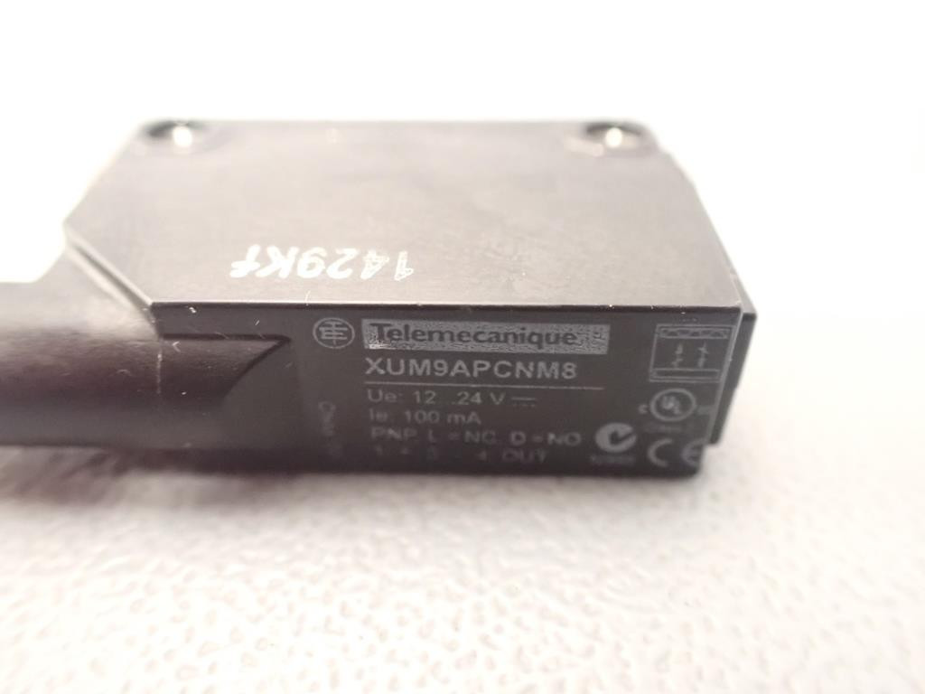 TÉLÉMÉCANIQUE  XUM9APCNM8