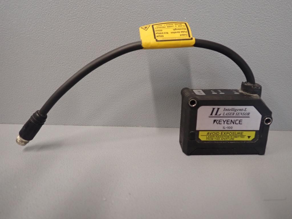KEYENCE  IL-100