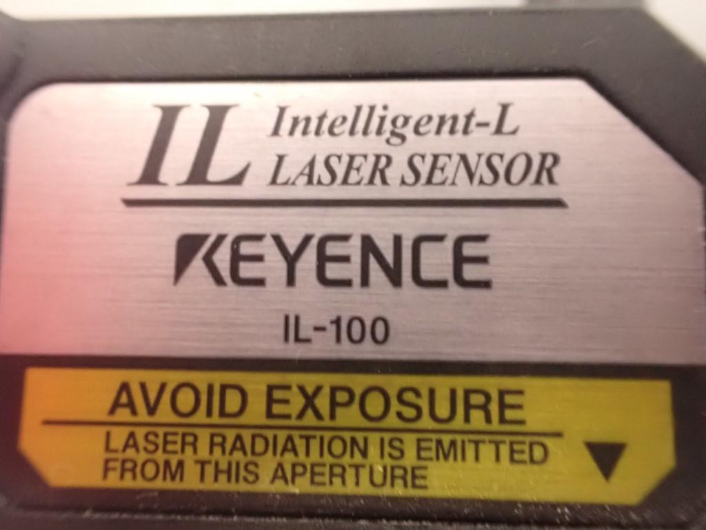 KEYENCE  IL-100