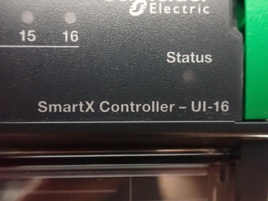 SCHNEIDER  SMARTXCONTROLLER-UI-16