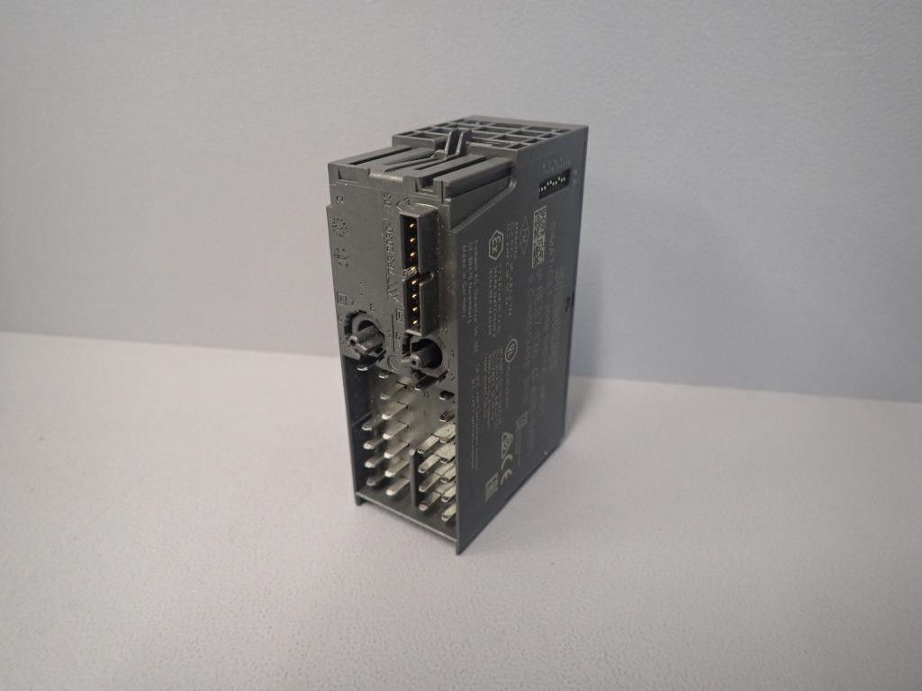 SIEMENS 6ES7138-4FA05-0AB0