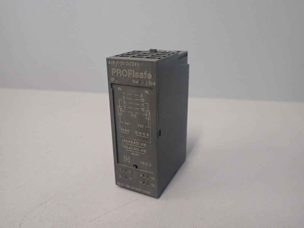 SIEMENS 6ES7138-4FA05-0AB0