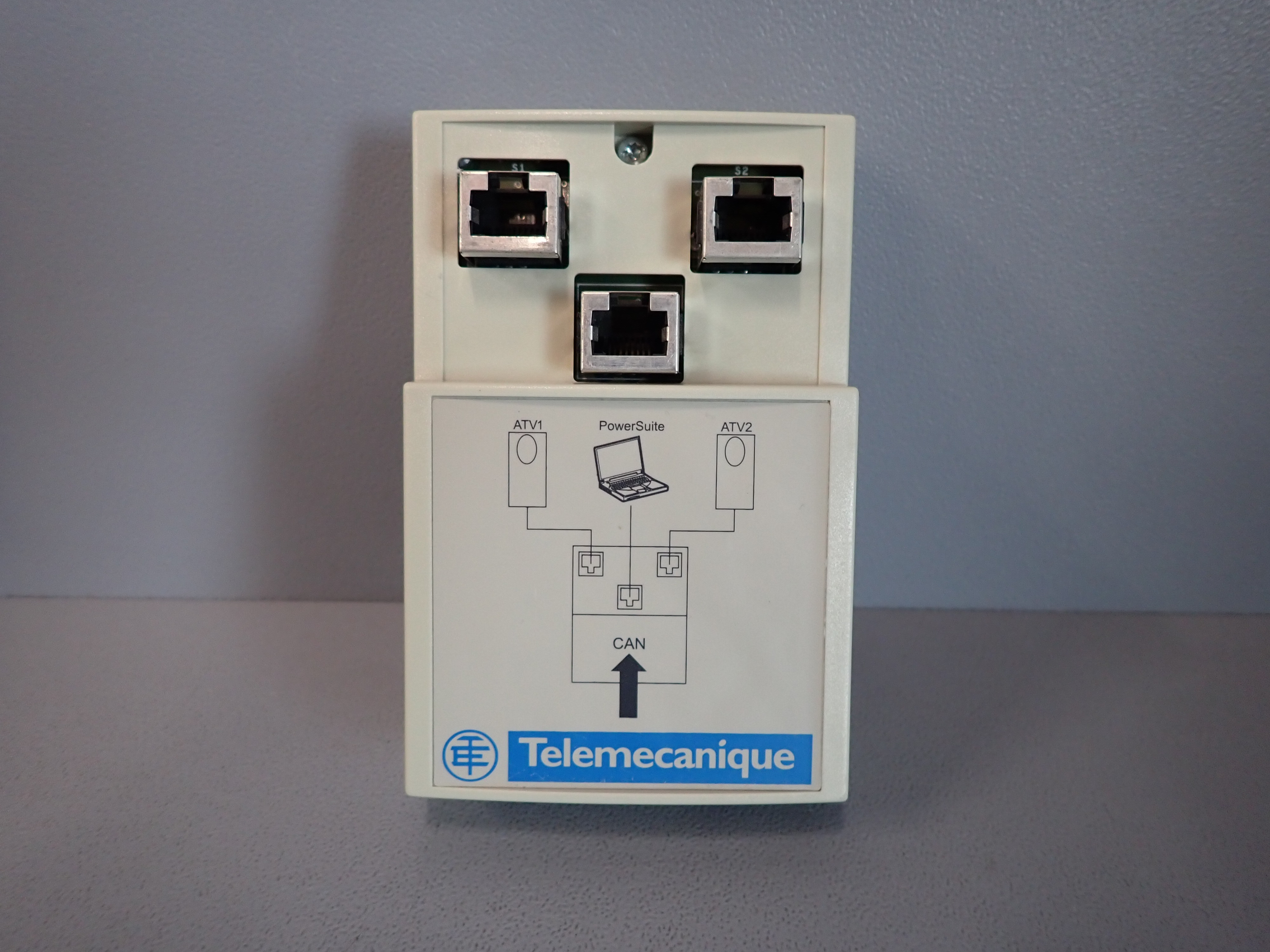 TÉLÉMÉCANIQUE  VW3CANTAP2