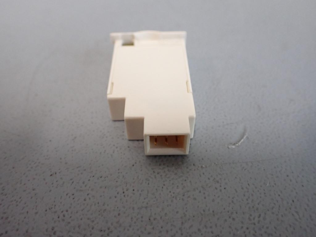 TÉLÉMÉCANIQUE  SR2MEM01