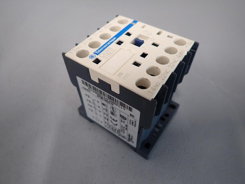 TÉLÉMÉCANIQUE  CA3KN22BD3