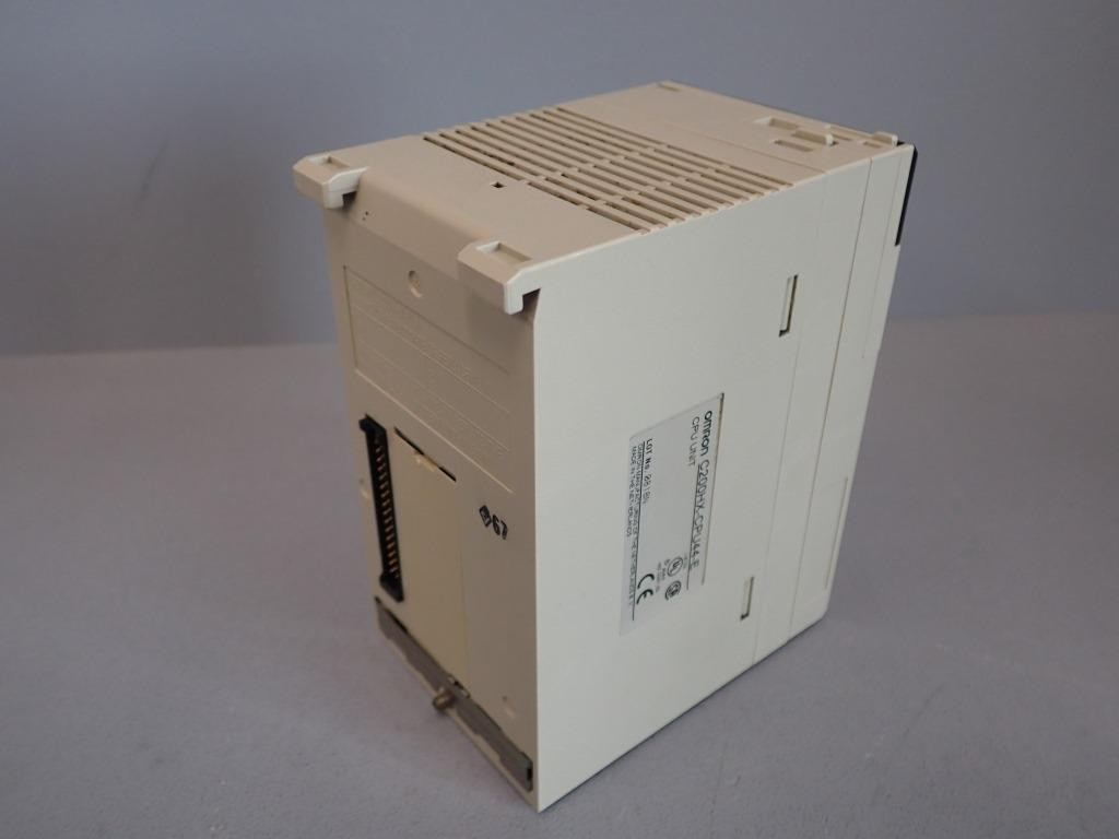 OMRON C200HX-CPU44-E