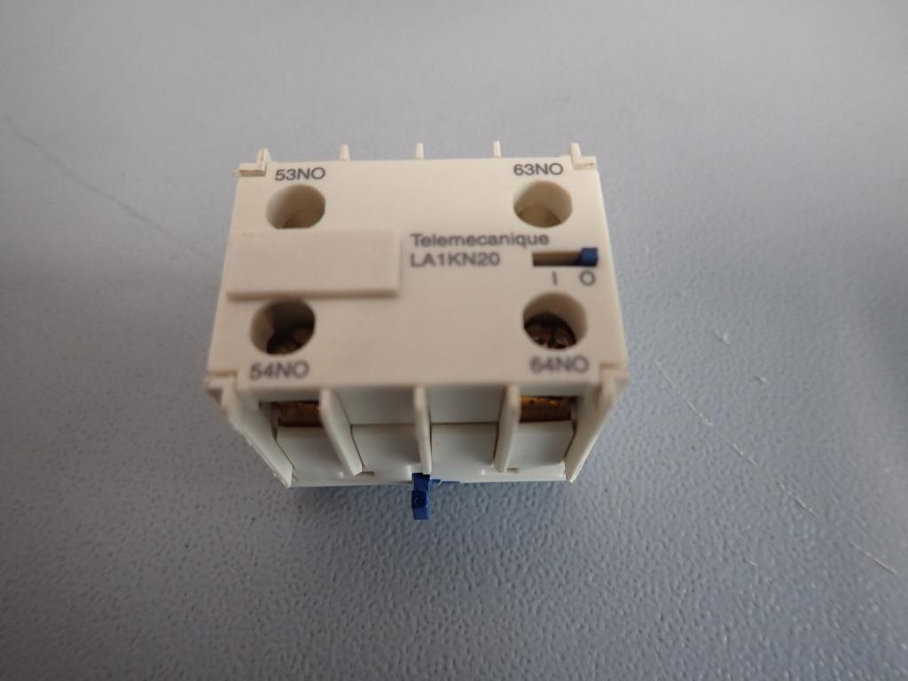 TÉLÉMÉCANIQUE  LA1KN20