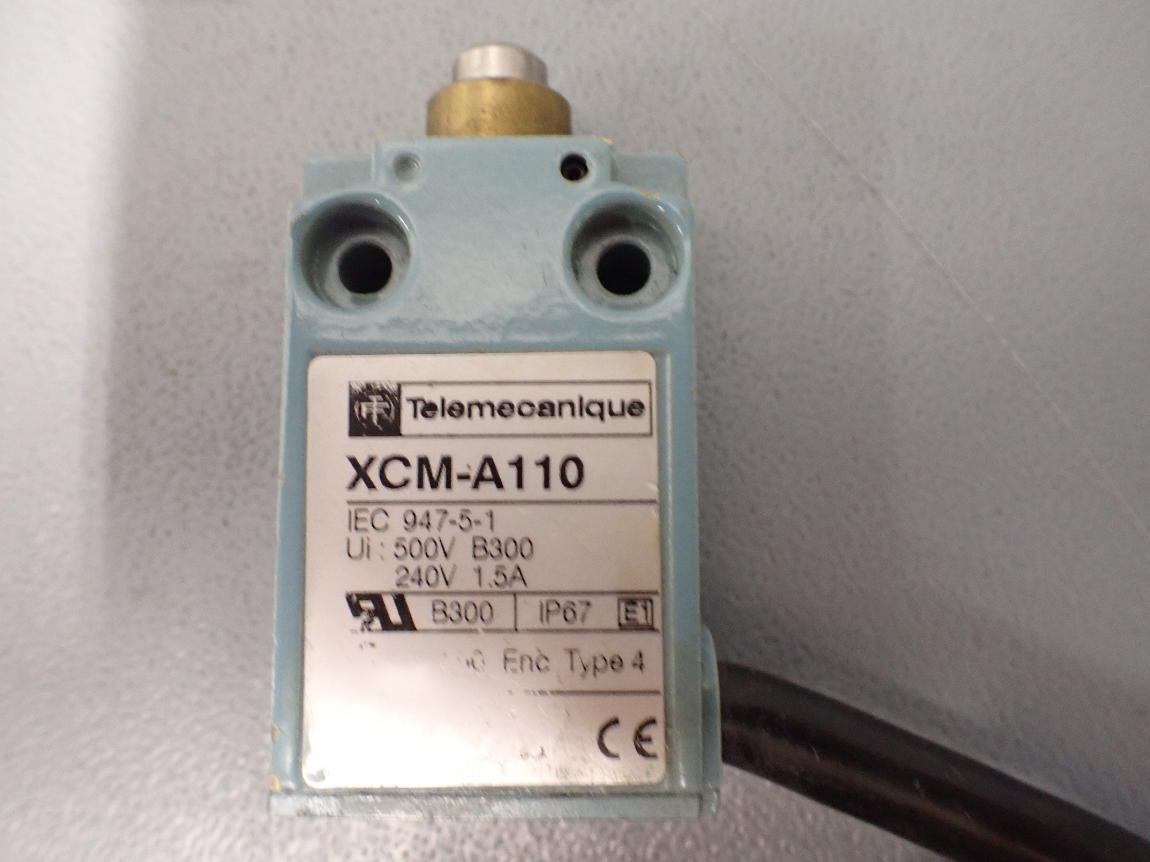 TÉLÉMÉCANIQUE  XCM-A110