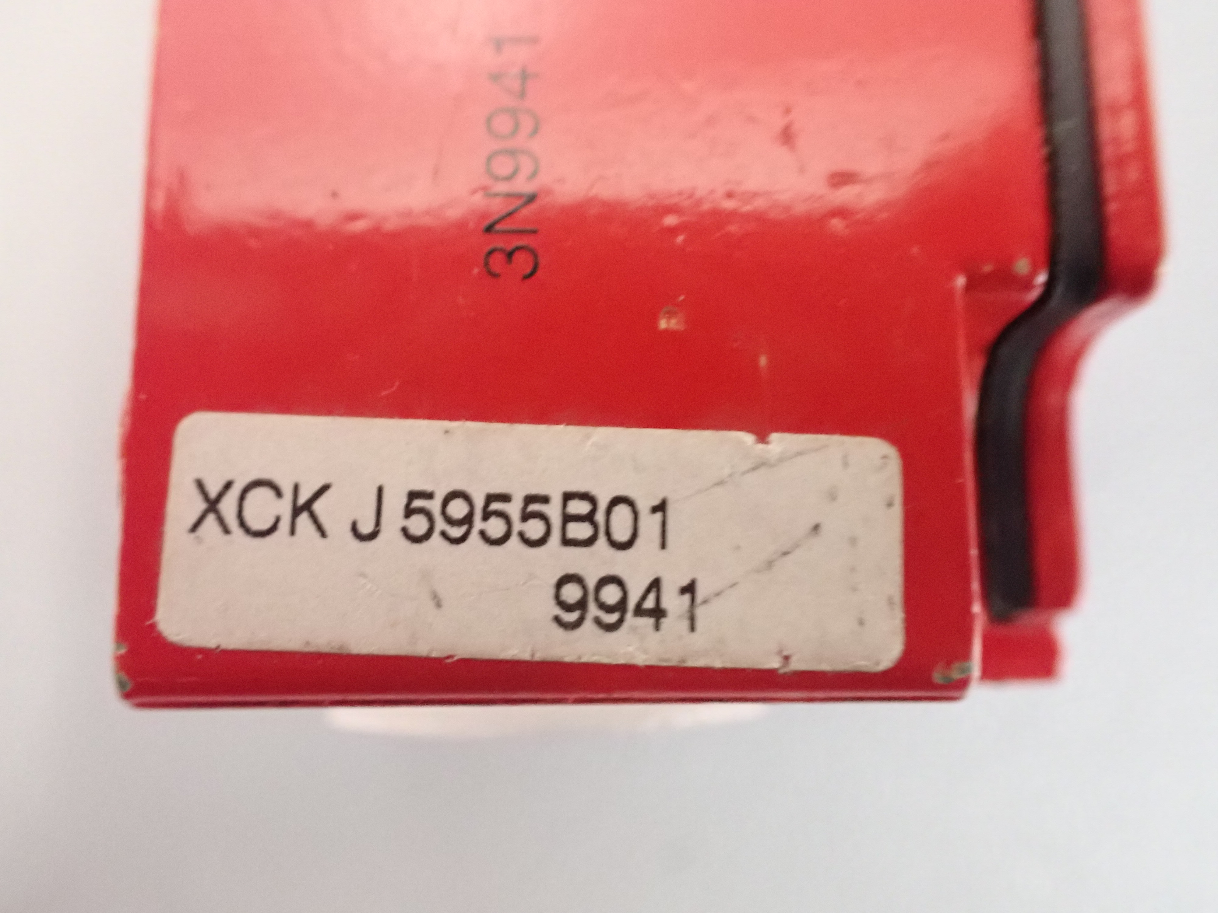 TÉLÉMÉCANIQUE  XCK-J5986B01