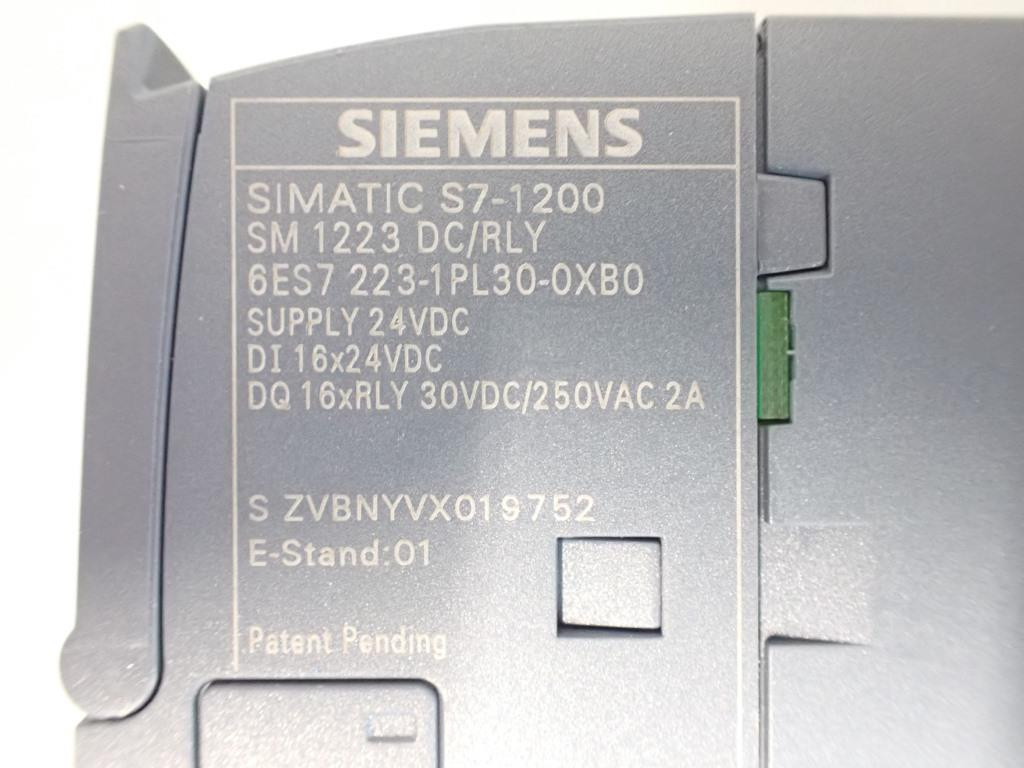 SIEMENS 6ES7223-1PL30-0XB0