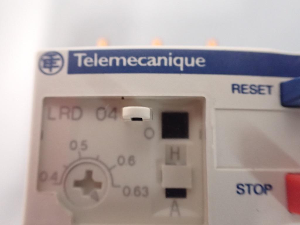 TÉLÉMÉCANIQUE  LRD04