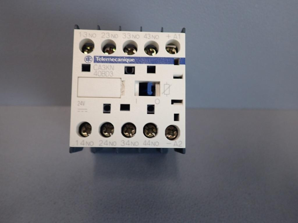 TÉLÉMÉCANIQUE  CA3KN40BD3