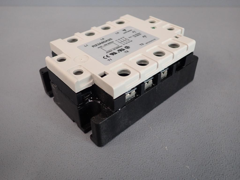 CARLO GAVAZZI RZ3A60A25B