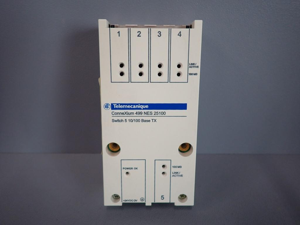 SCHNEIDER  499NES25100