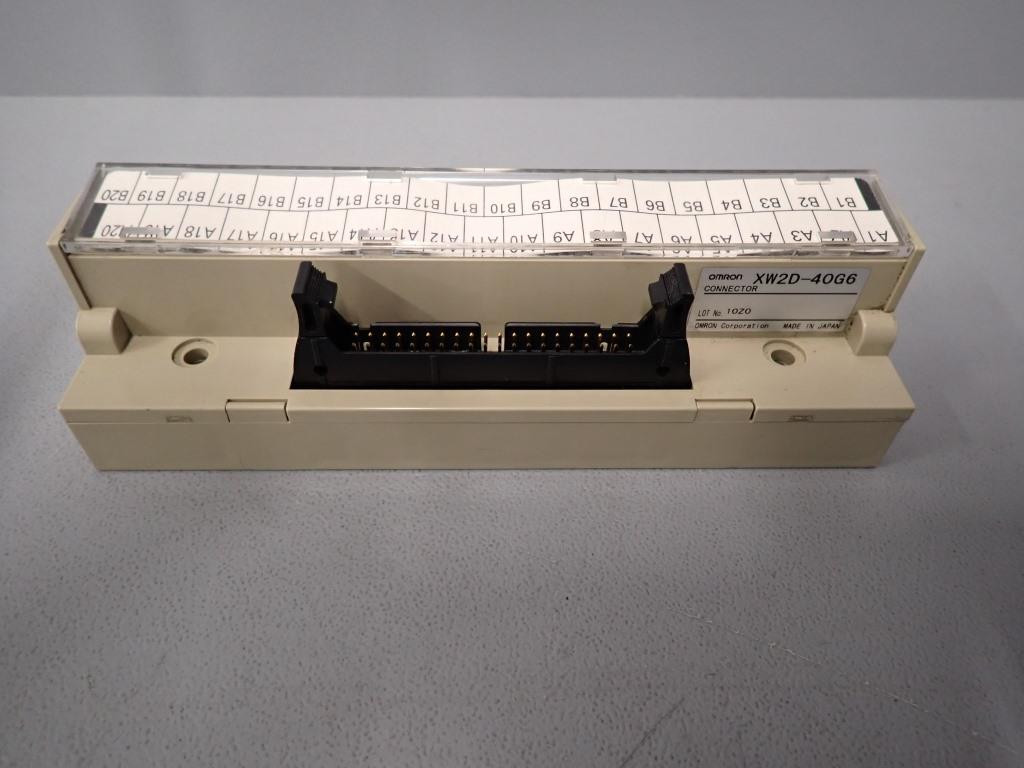 OMRON XW2D-40G6