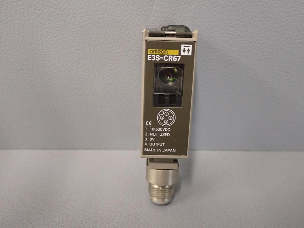 OMRON E3S-CR67