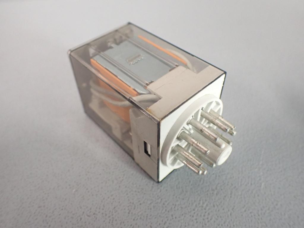 FINDER 60.13.8.230.0040