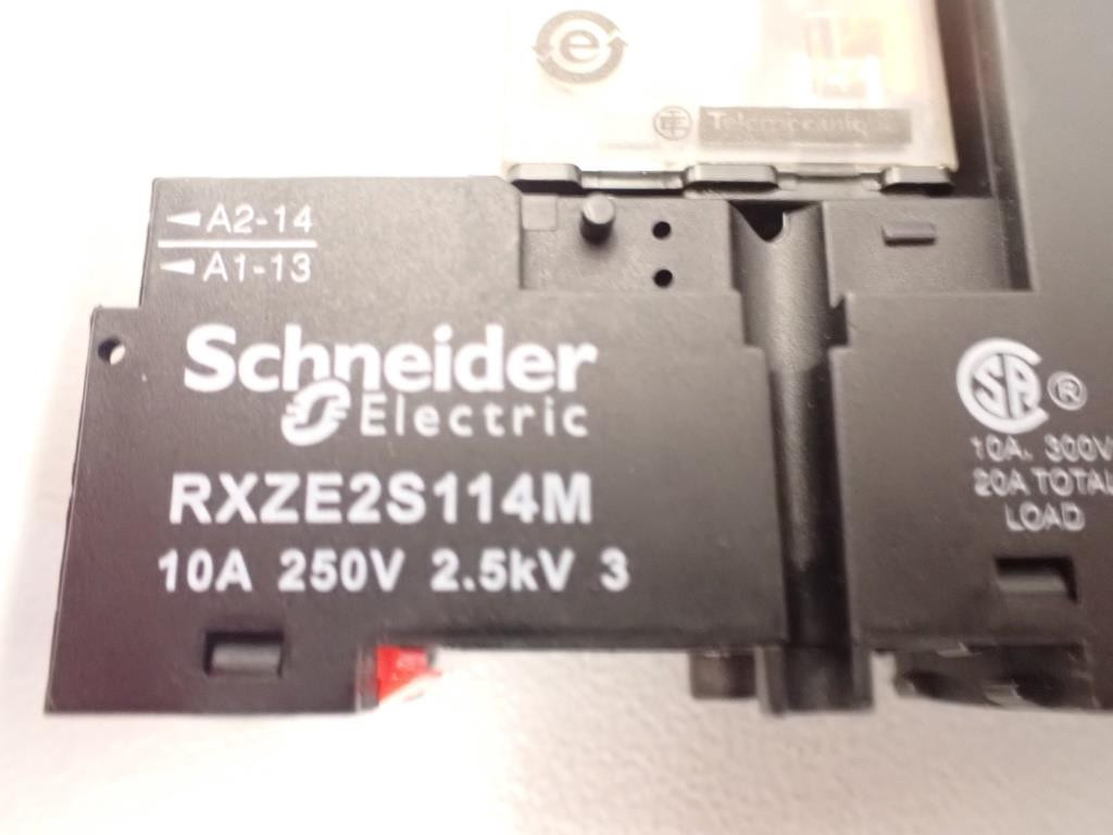 SCHNEIDER  RXZE2S114M