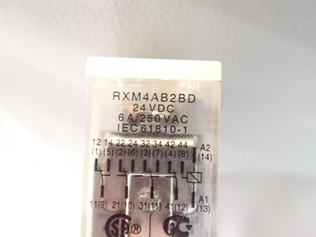 SCHNEIDER  RXZE2S114M