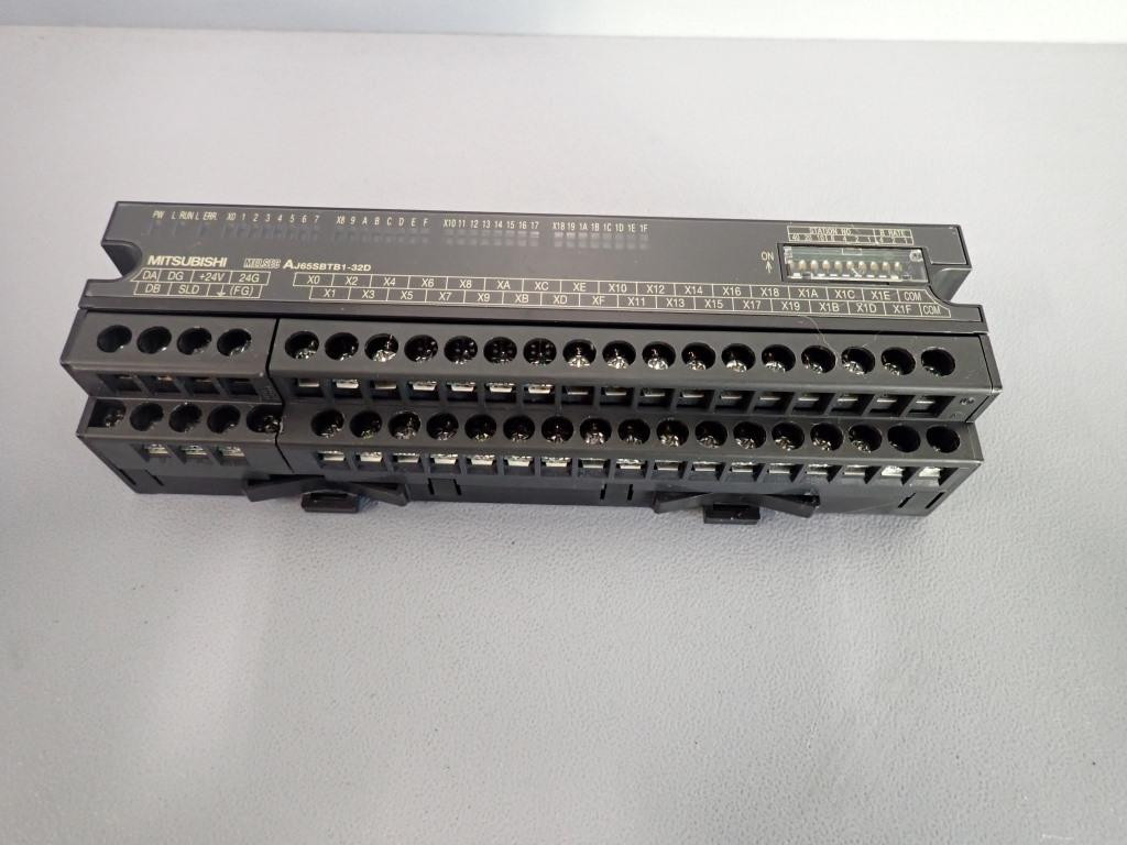MITSUBISHI AJ65SBTB1-32D