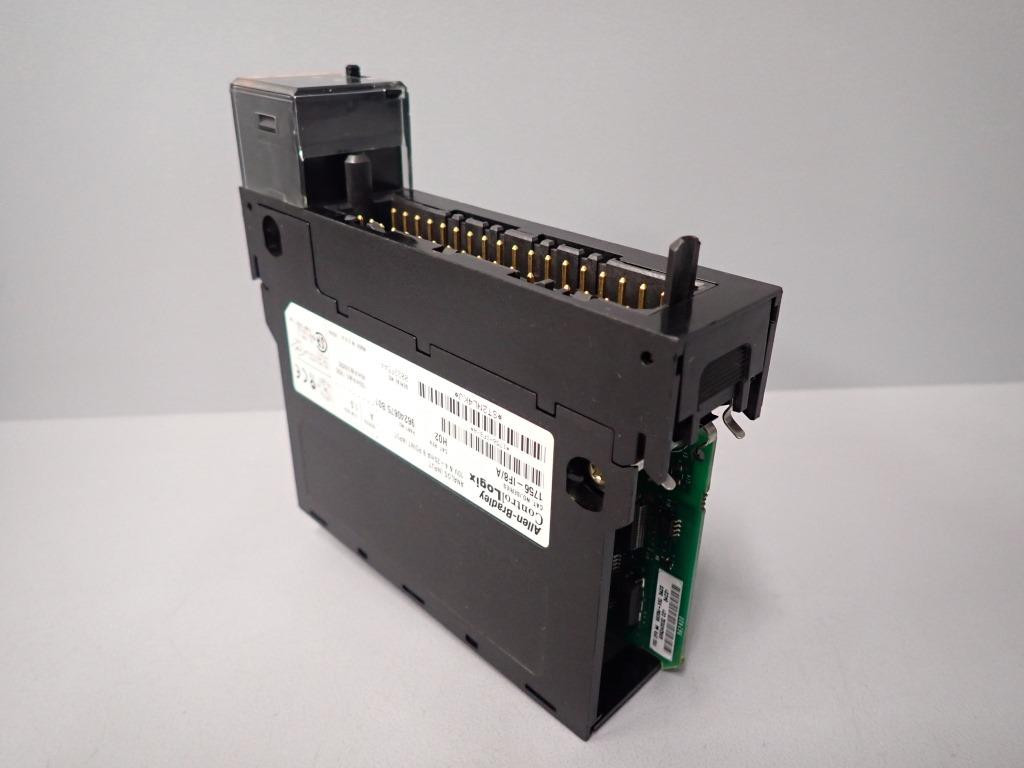 ALLEN-BRADLEY 1756-IF8/A
