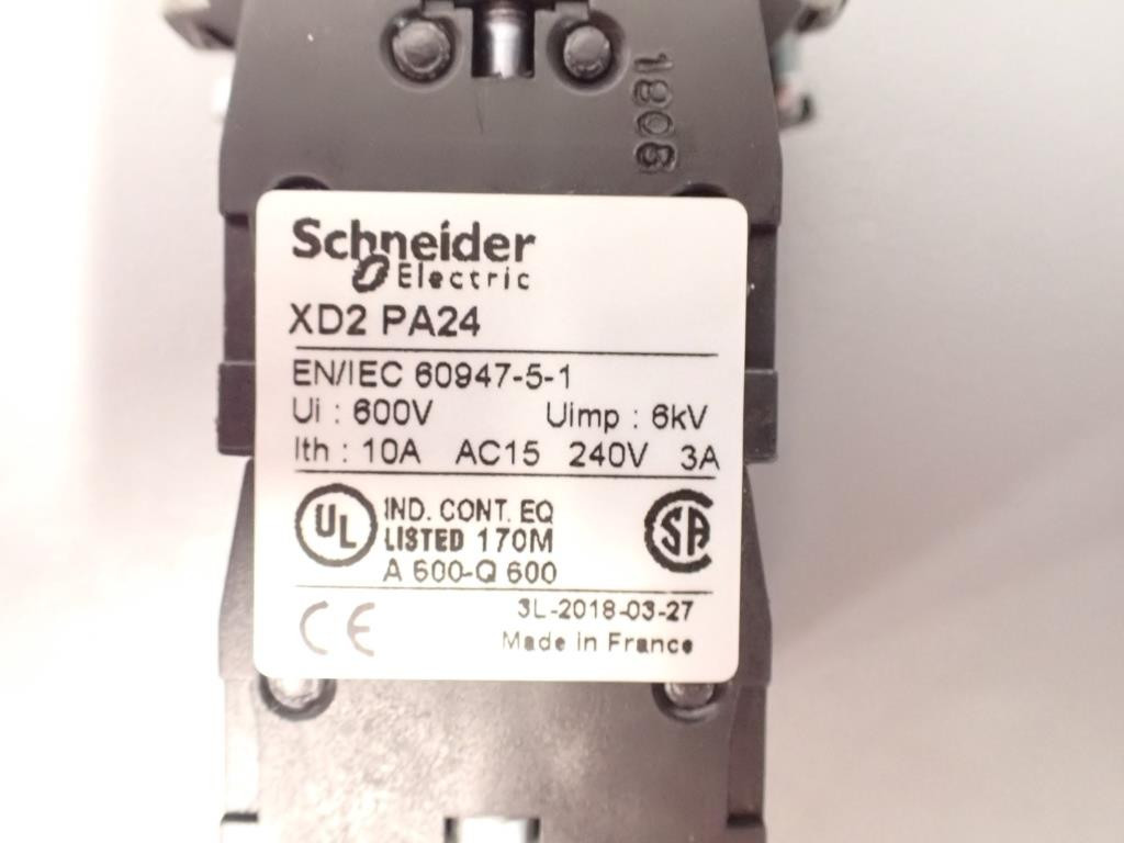 TÉLÉMÉCANIQUE  XD2PA24