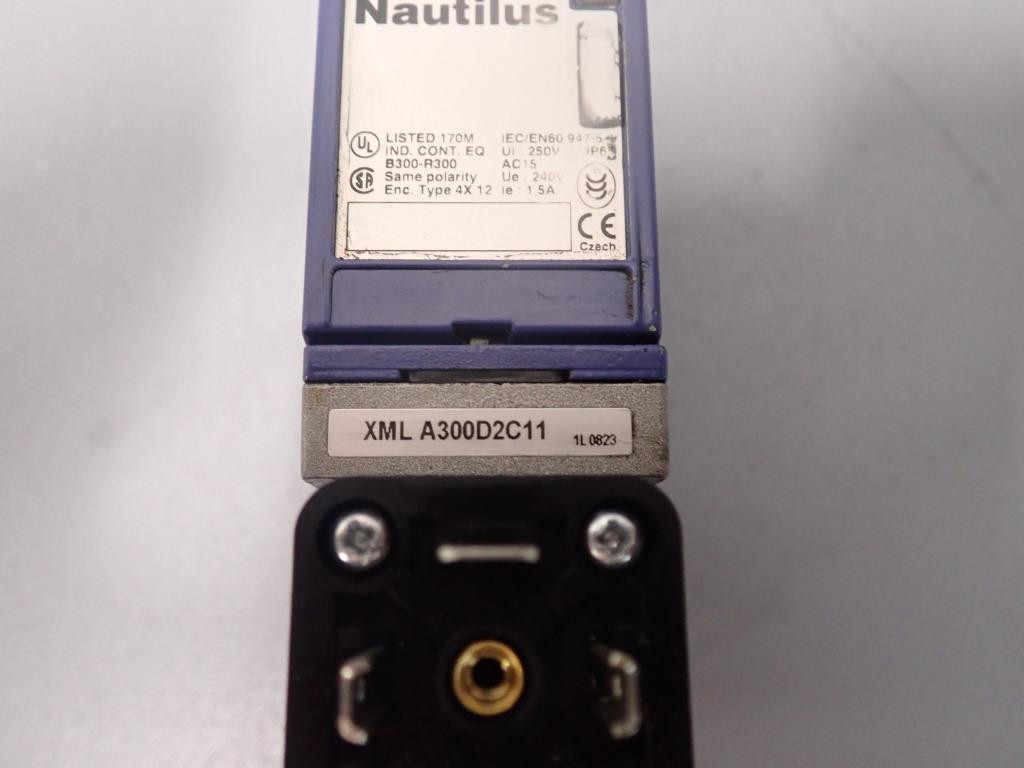 TÉLÉMÉCANIQUE  XMLA300D2C11