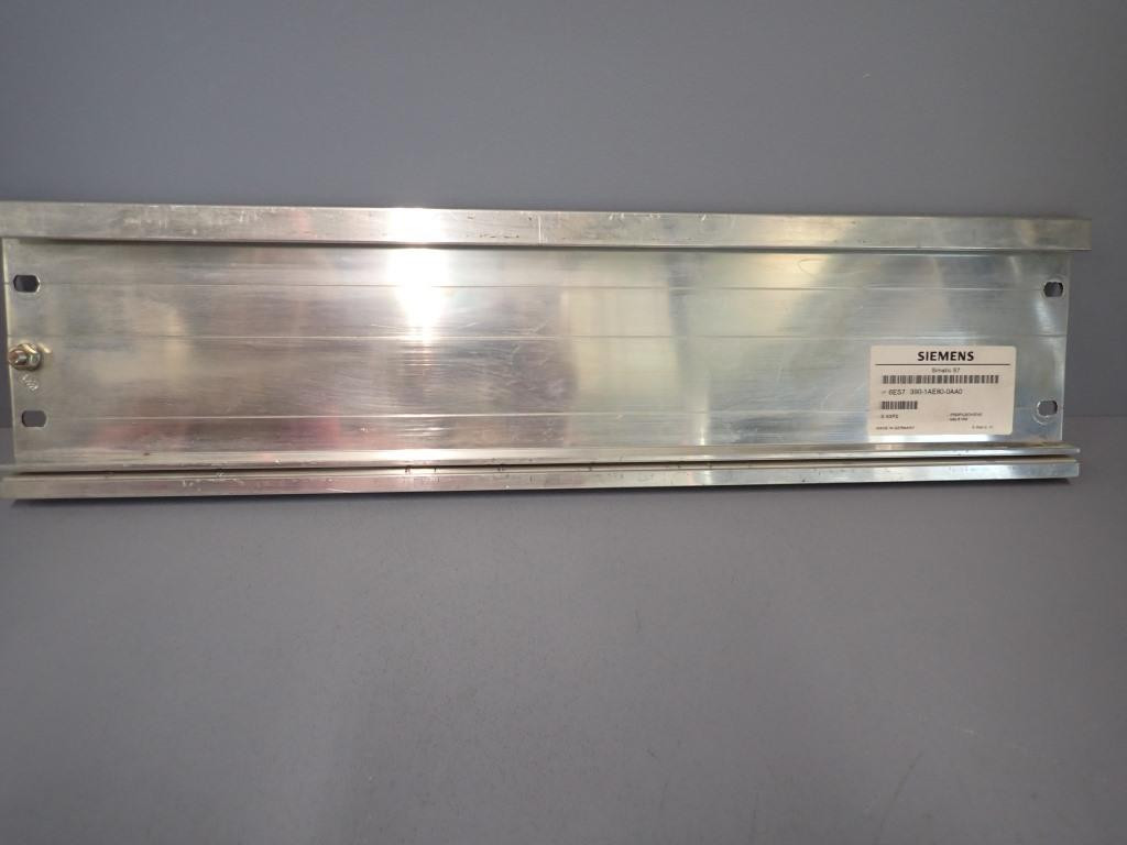 SIEMENS 6ES7390-1AE80-0AA0
