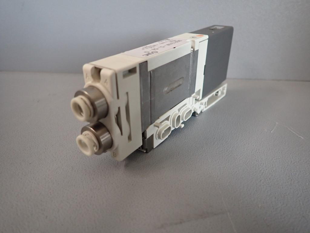 SMC SQ2131N-5-C6-Q