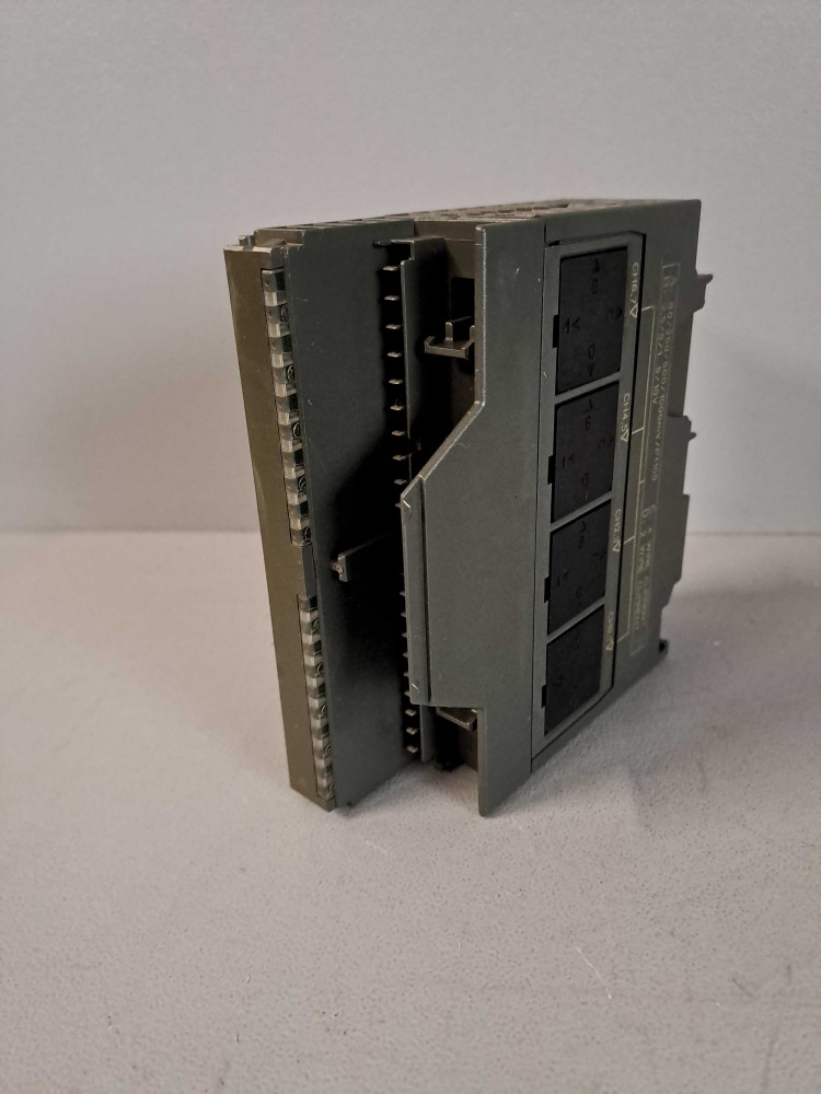 SIEMENS 6ES7331-7KF01-0AB0