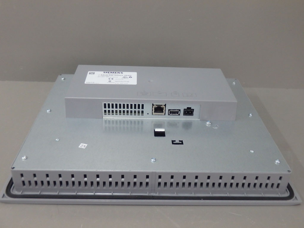 SIEMENS 6AV6646-0AA21-2AX0