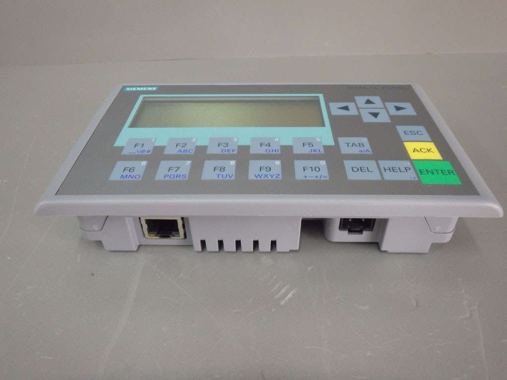 SIEMENS 6AV6647-0AH11-3AX0