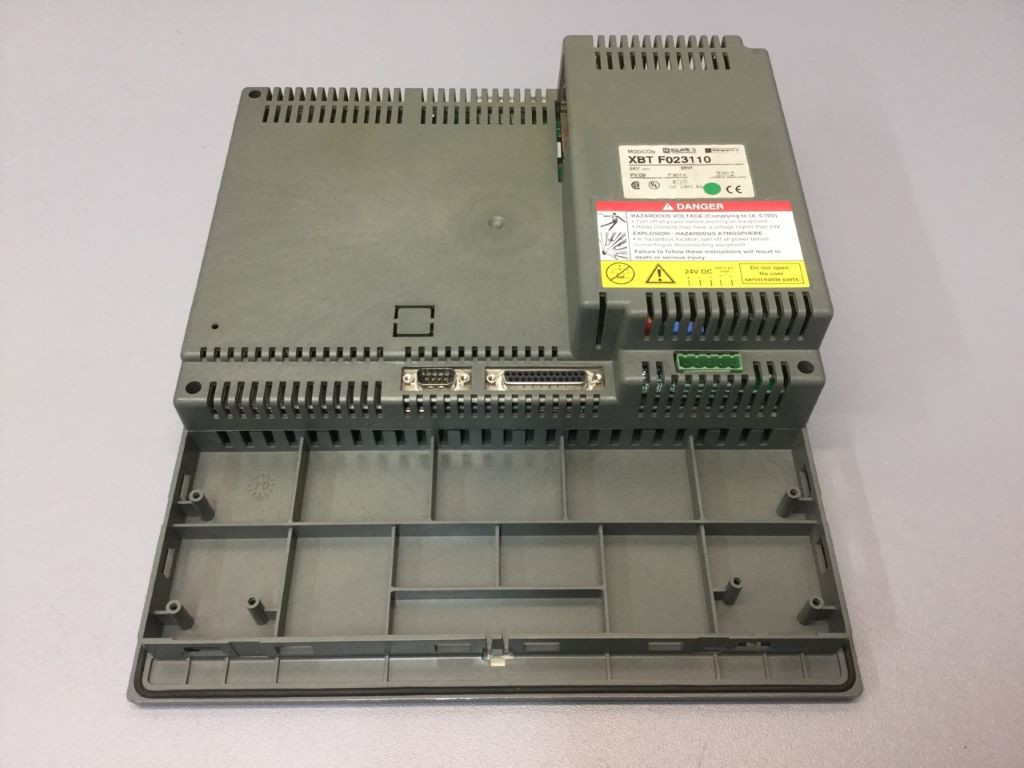 TÉLÉMÉCANIQUE  XBT-F023110