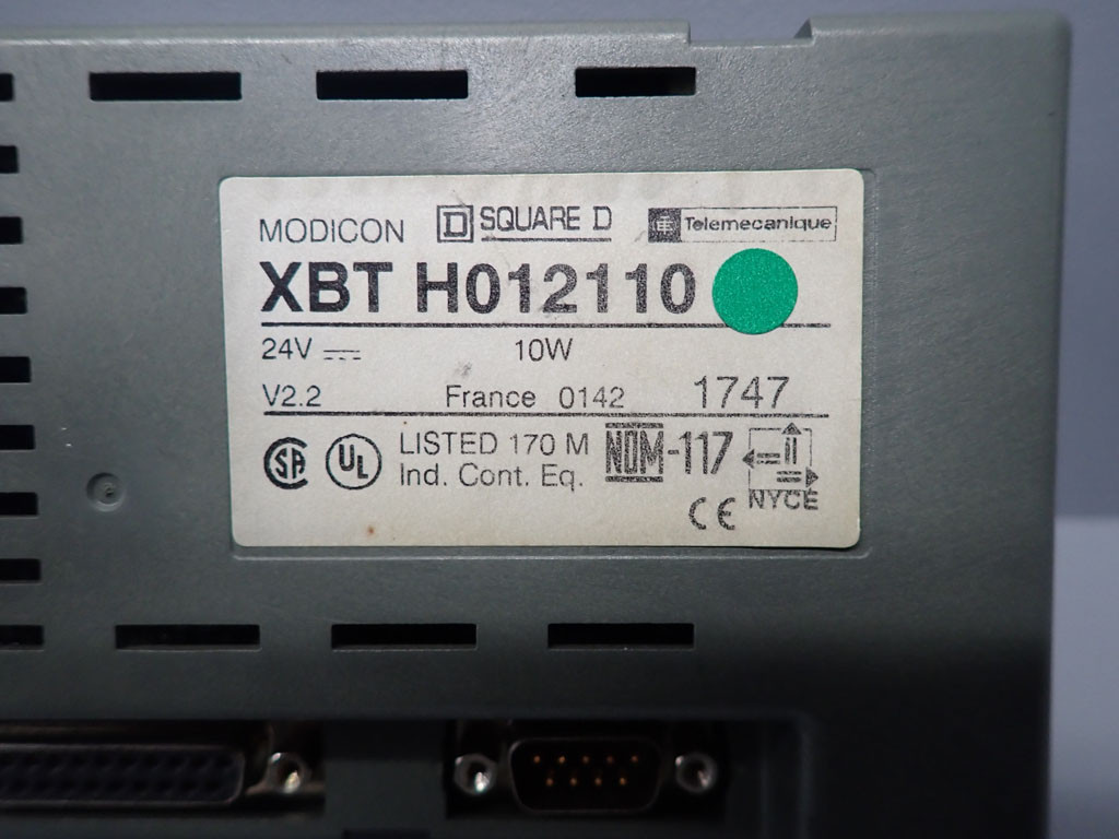 TÉLÉMÉCANIQUE  XBT-H012110