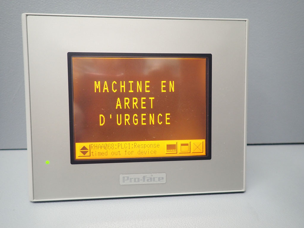 PROFACE  AGP3200-A1-D24