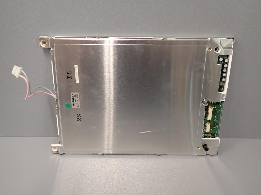 SHARP LM64C142