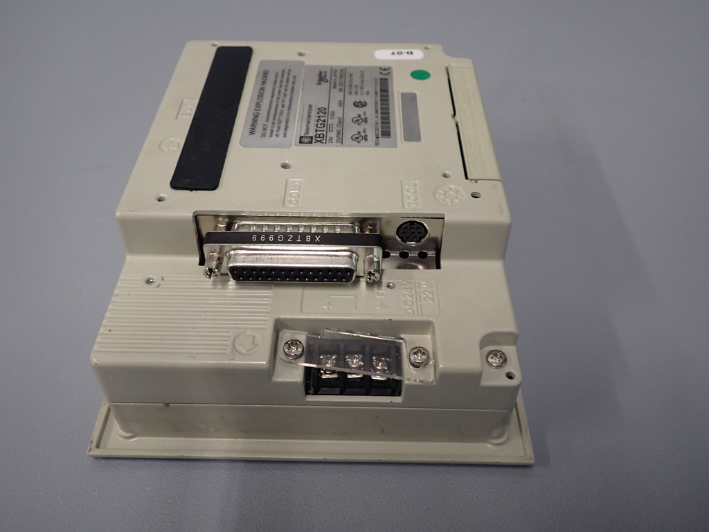 TÉLÉMÉCANIQUE  XBT-G2120