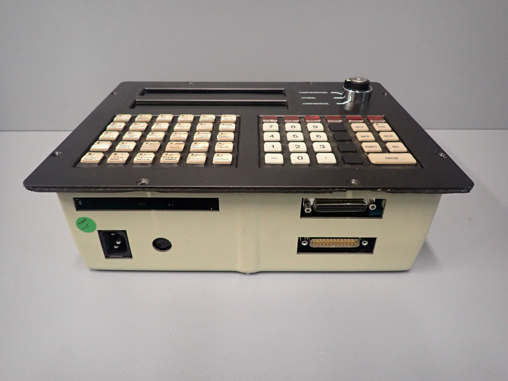 TÉLÉMÉCANIQUE  XBT-C8251