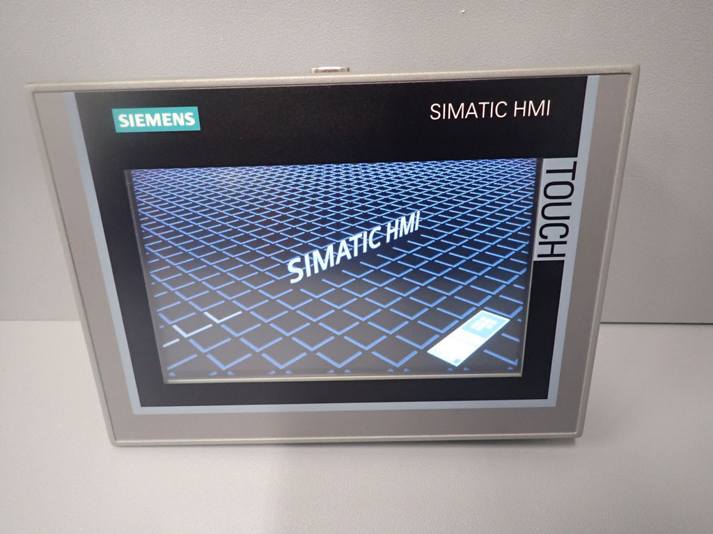 SIEMENS  6AV2124-0GC01-0AX0